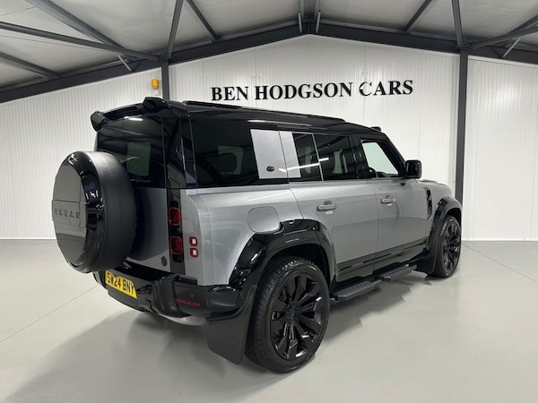 Used Land Rover Defender 2024 for sale - 76322886: Photo 8