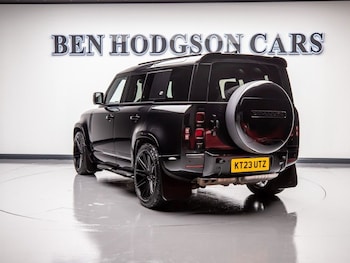 Used Land Rover Defender 2023 for sale - 78996544: Photo