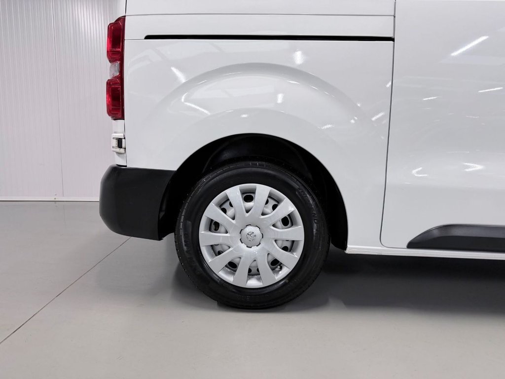 Used Vauxhall Vivaro 2021 for sale - 77313210: Photo 21