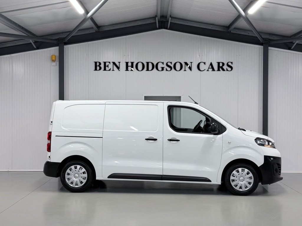 Used Vauxhall Vivaro 2021 for sale - 77313210: Photo 5