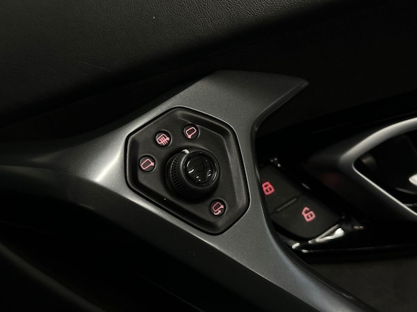 Used Lamborghini Huracan 2018 for sale - 76248528: Photo 28