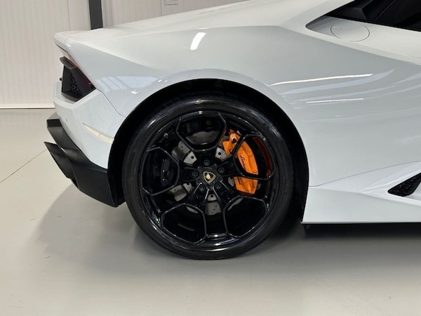 Used Lamborghini Huracan 2018 for sale - 76248528: Photo 33
