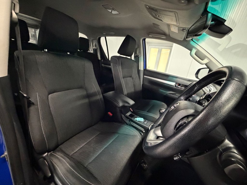 Used Toyota Hilux 2022 for sale - 77212144: Photo 8