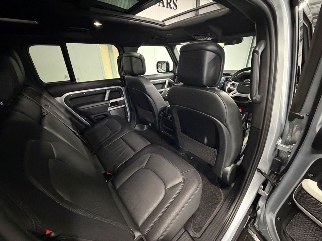 Used Land Rover Defender 2024 for sale - 76841465: Photo 13