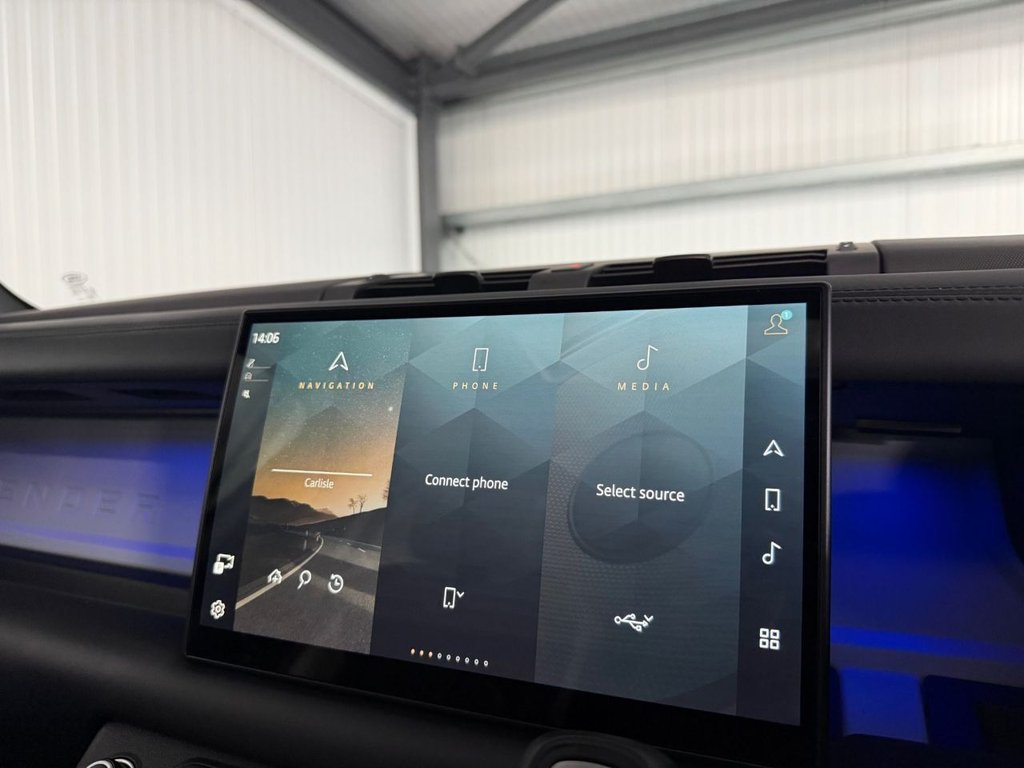 Used Land Rover Defender 2024 for sale - 76841465: Photo 15