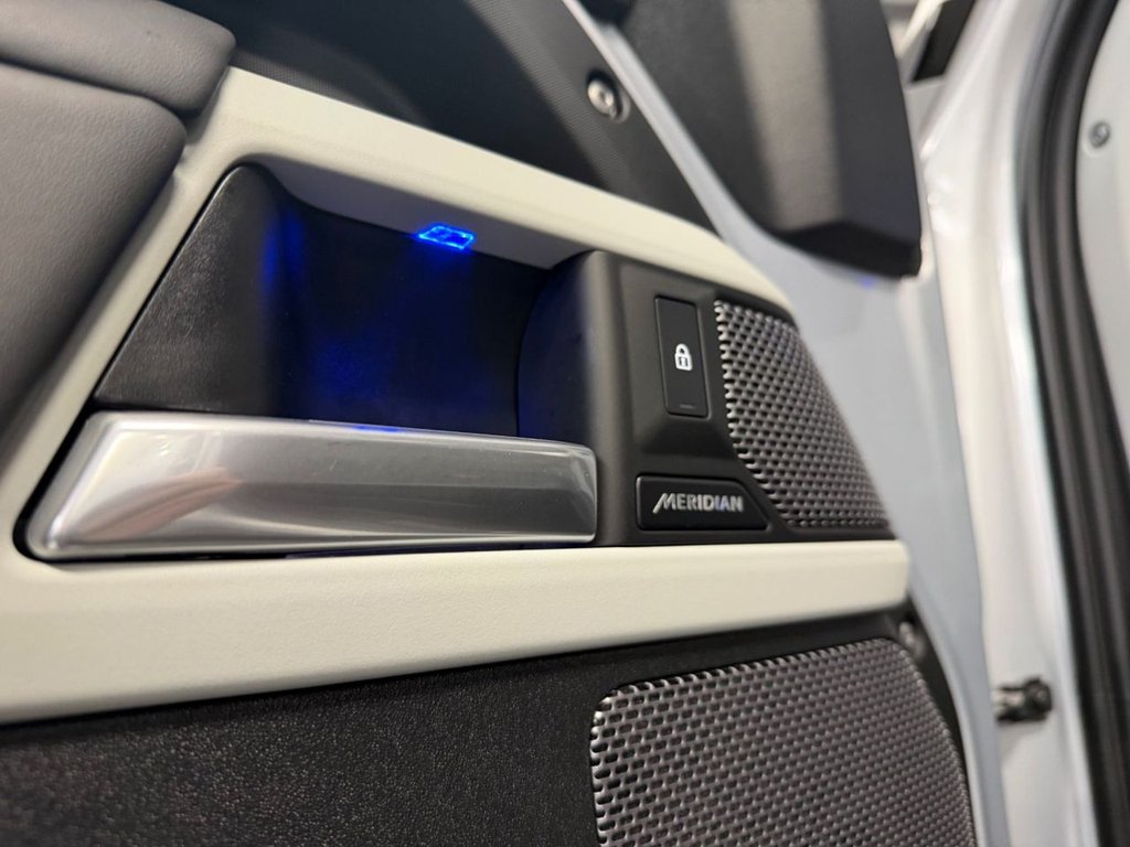 Used Land Rover Defender 2024 for sale - 76841465: Photo 28