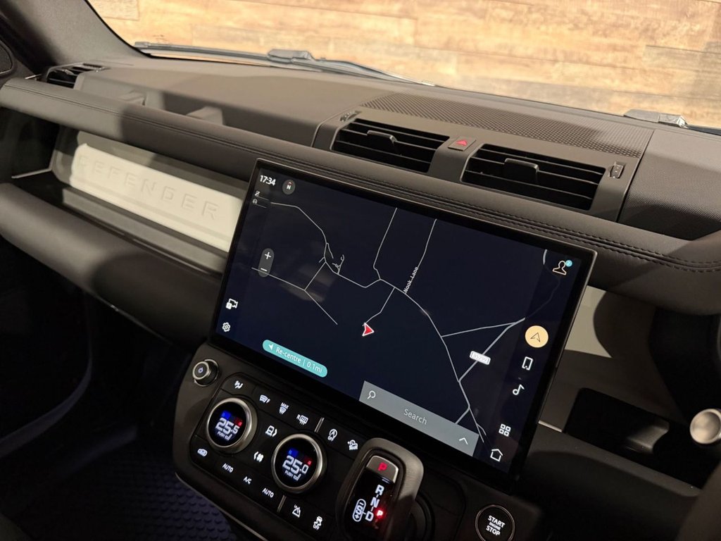 Used Land Rover Defender 110 2026 for sale - 77399764: Photo 20