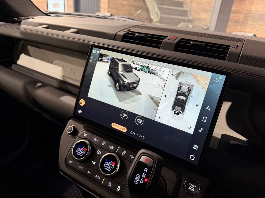 Used Land Rover Defender 110 2026 for sale - 77399764: Photo 22