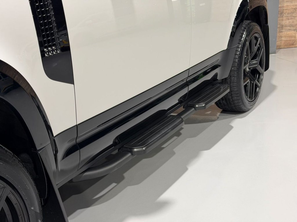 Used Land Rover Defender 110 2026 for sale - 77399764: Photo 35