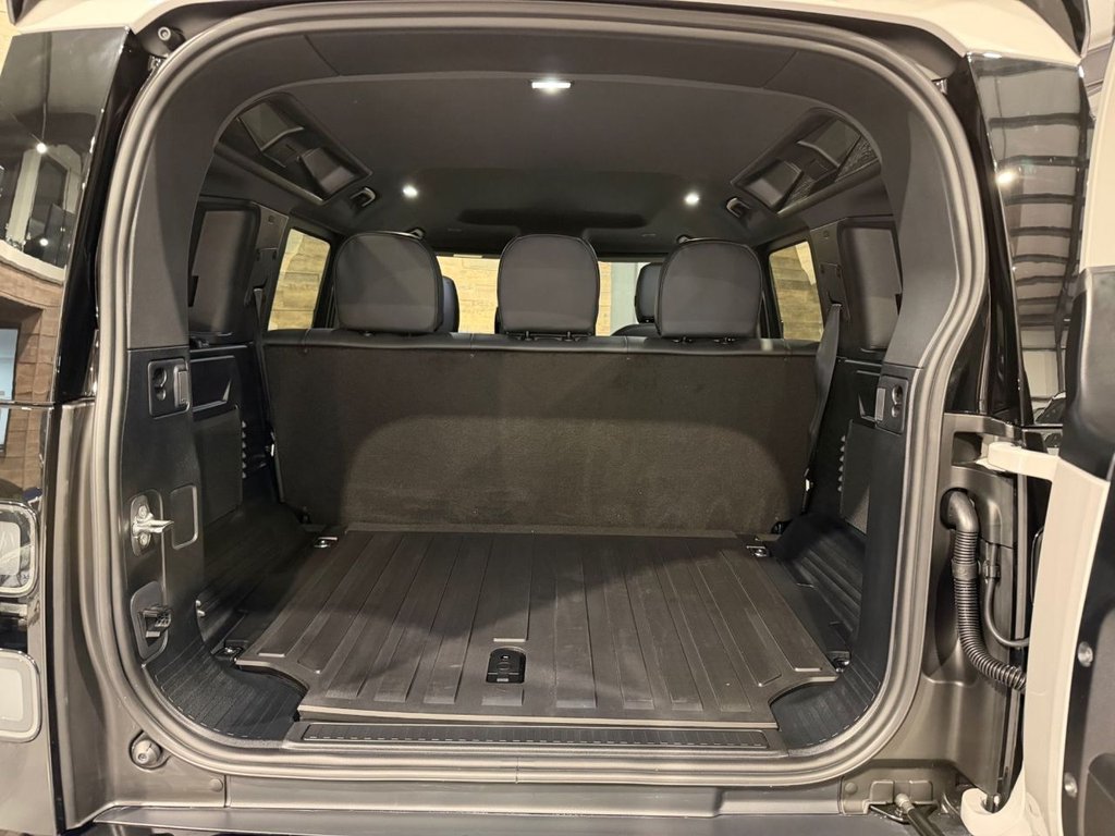 Used Land Rover Defender 110 2026 for sale - 77399764: Photo 36