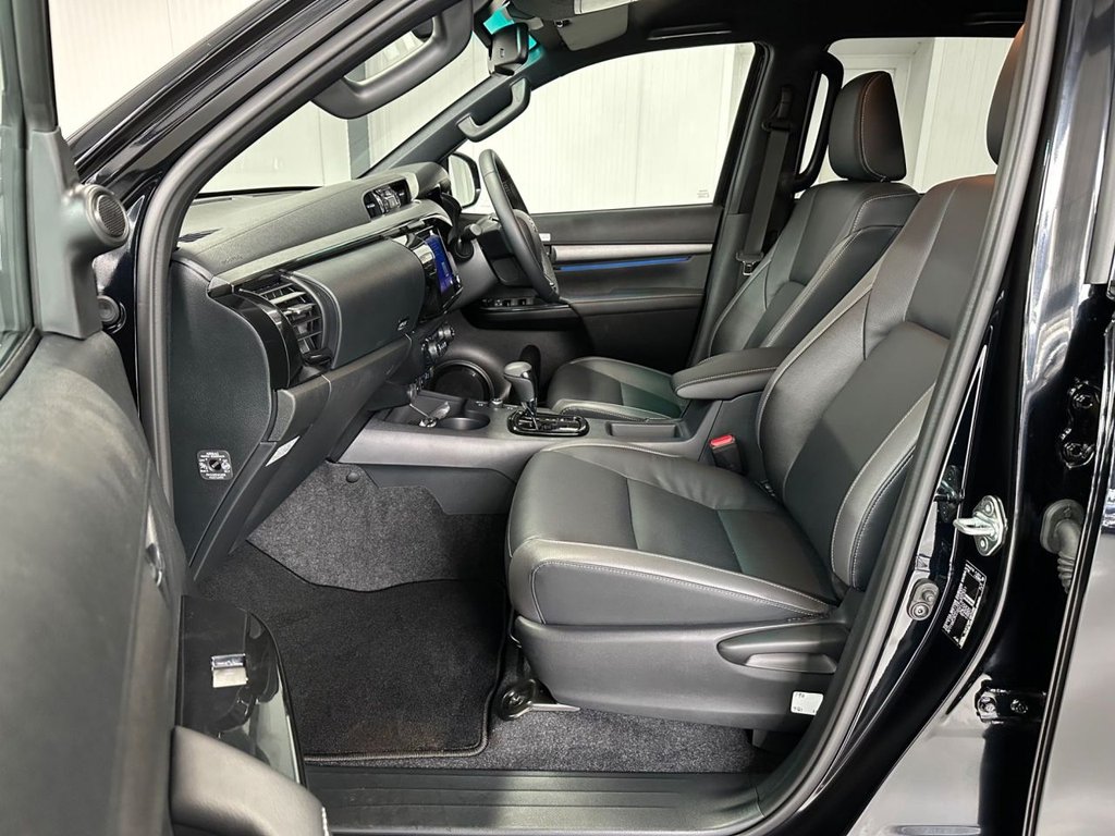 Used Toyota Hilux 2025 for sale - 77049063: Photo 13