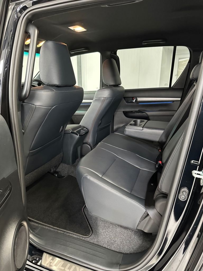 Used Toyota Hilux 2025 for sale - 77049063: Photo 14