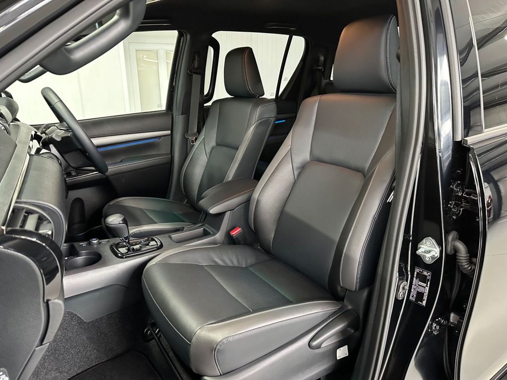 Used Toyota Hilux 2025 for sale - 77049063: Photo 15