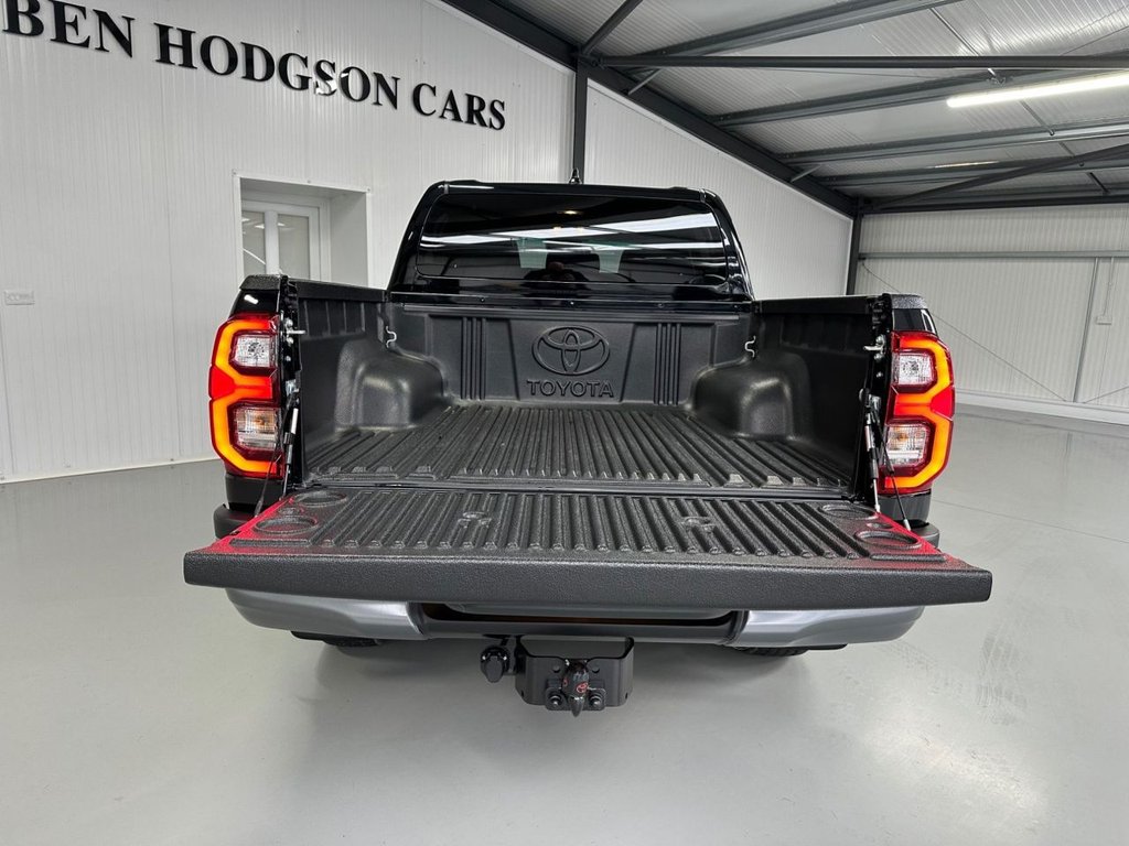 Used Toyota Hilux 2025 for sale - 77049063: Photo 31