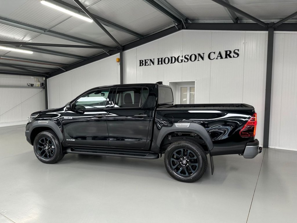 Used Toyota Hilux 2025 for sale - 77049063: Photo 4