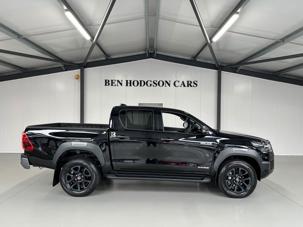 Used Toyota Hilux 2025 for sale - 77049063: Photo 6