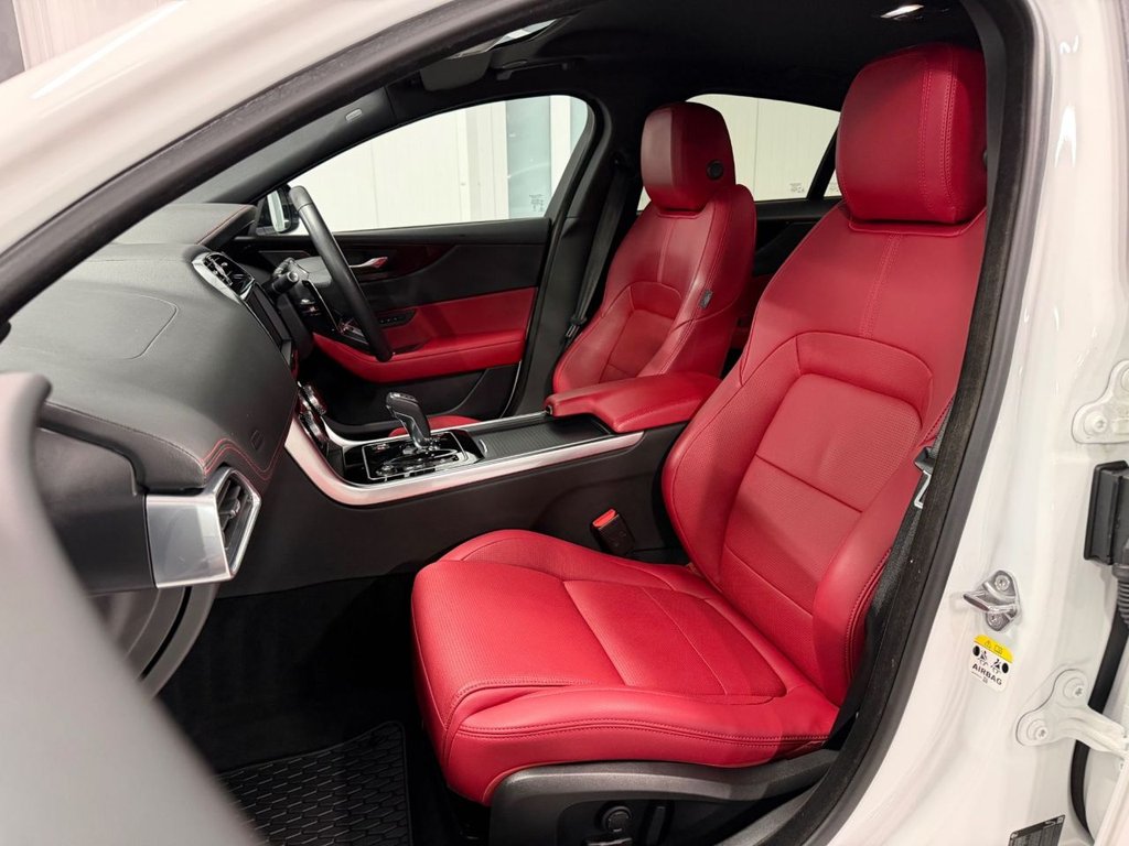 Used Jaguar XE 2023 for sale - 77507904: Photo 15