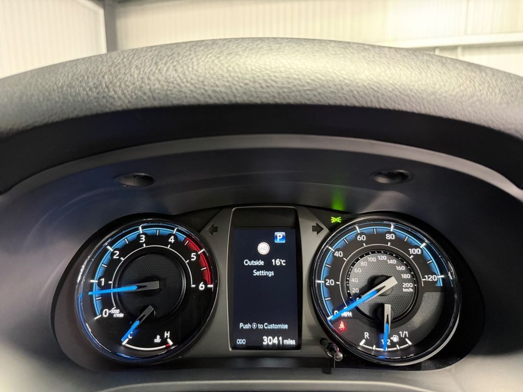 Used Toyota Hilux 2025 for sale - 76535727: Photo 24