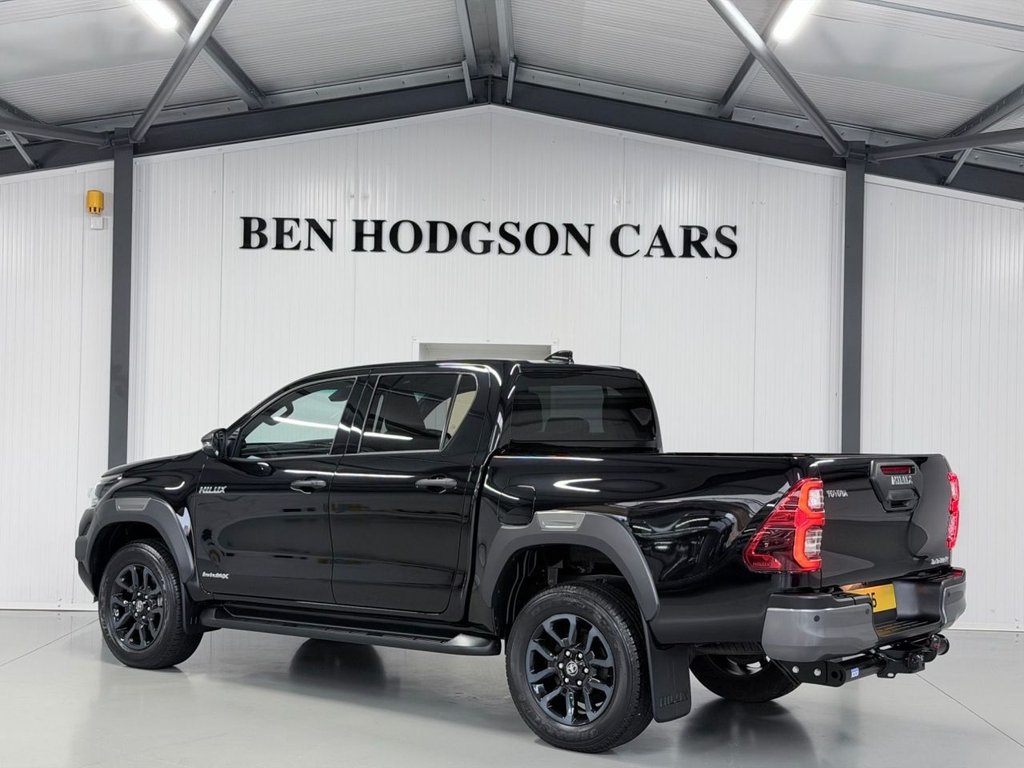 Used Toyota Hilux 2025 for sale - 76535727: Photo 3