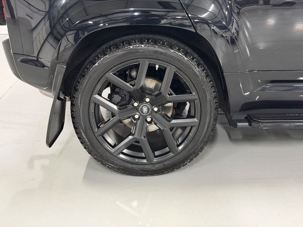 Used Land Rover Defender 2021 for sale - 77452366: Photo 38