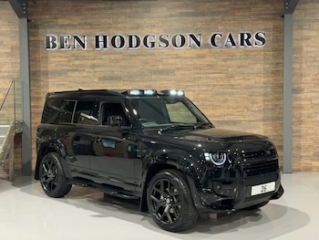 Used Land Rover Defender 110 2026 for sale - 78657939: Photo