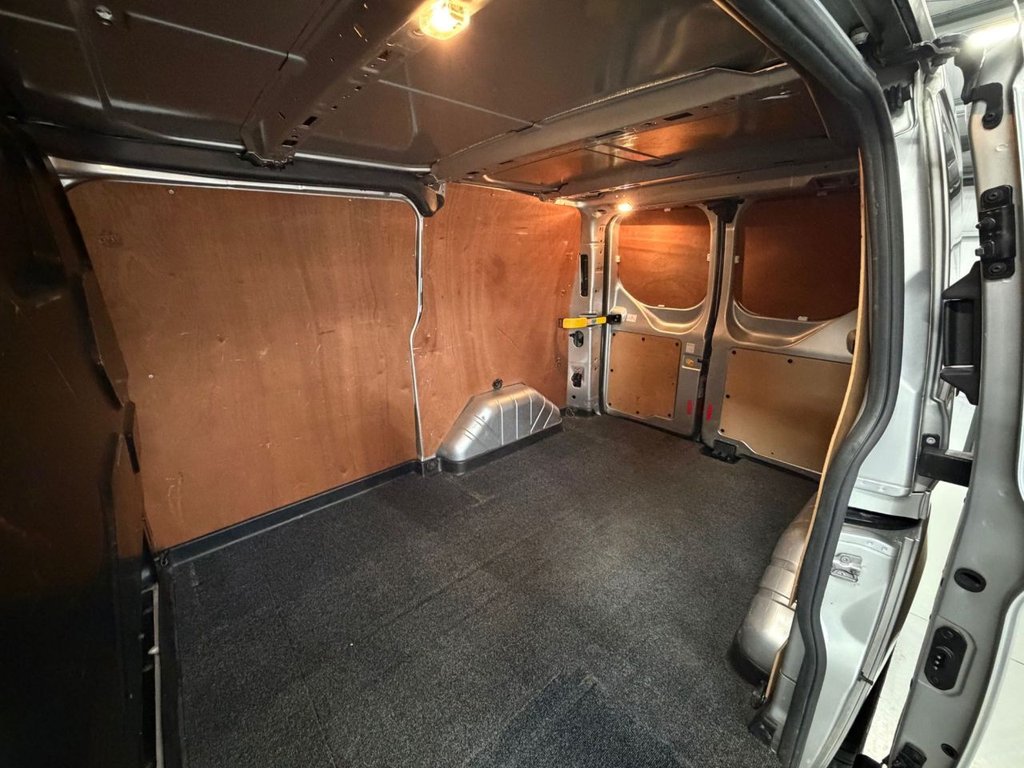 Used Ford Transit Custom 2019 for sale - 76670607: Photo 20