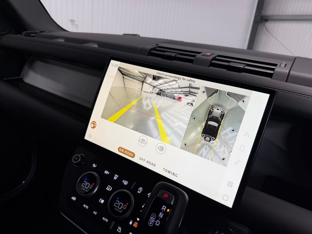 Used Land Rover Defender 90 2026 for sale - 77967467: Photo 17