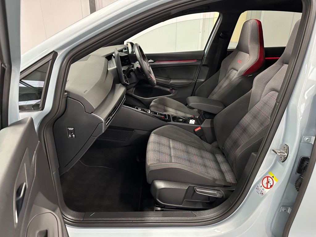 Used Volkswagen Golf 2025 for sale - 76095857: Photo 16