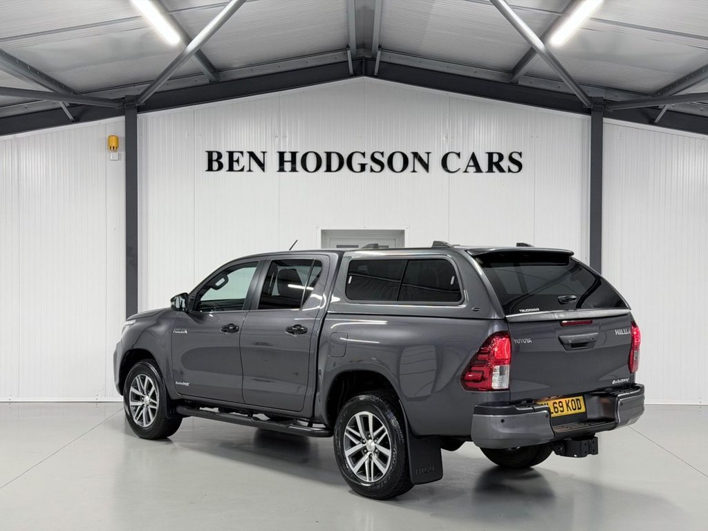 Used Toyota Hilux 2019 for sale - 76848228: Photo 4