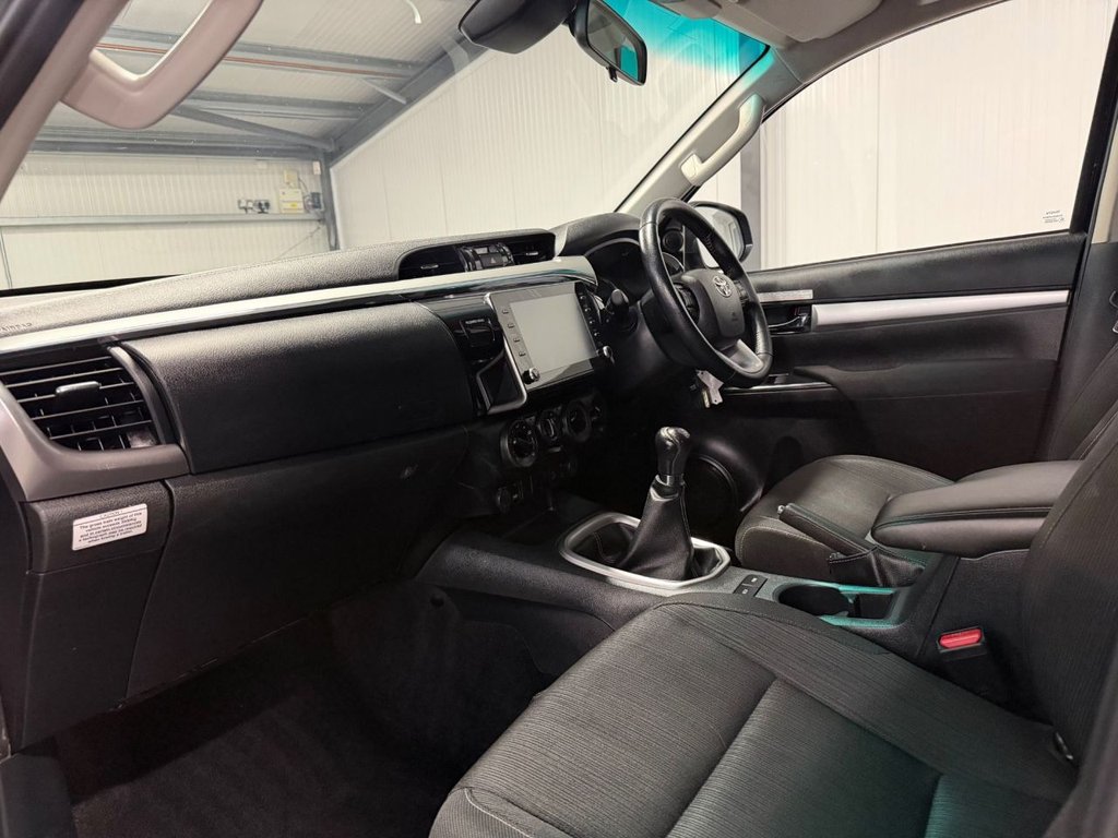 Used Toyota Hilux 2023 for sale - 77798268: Photo 13