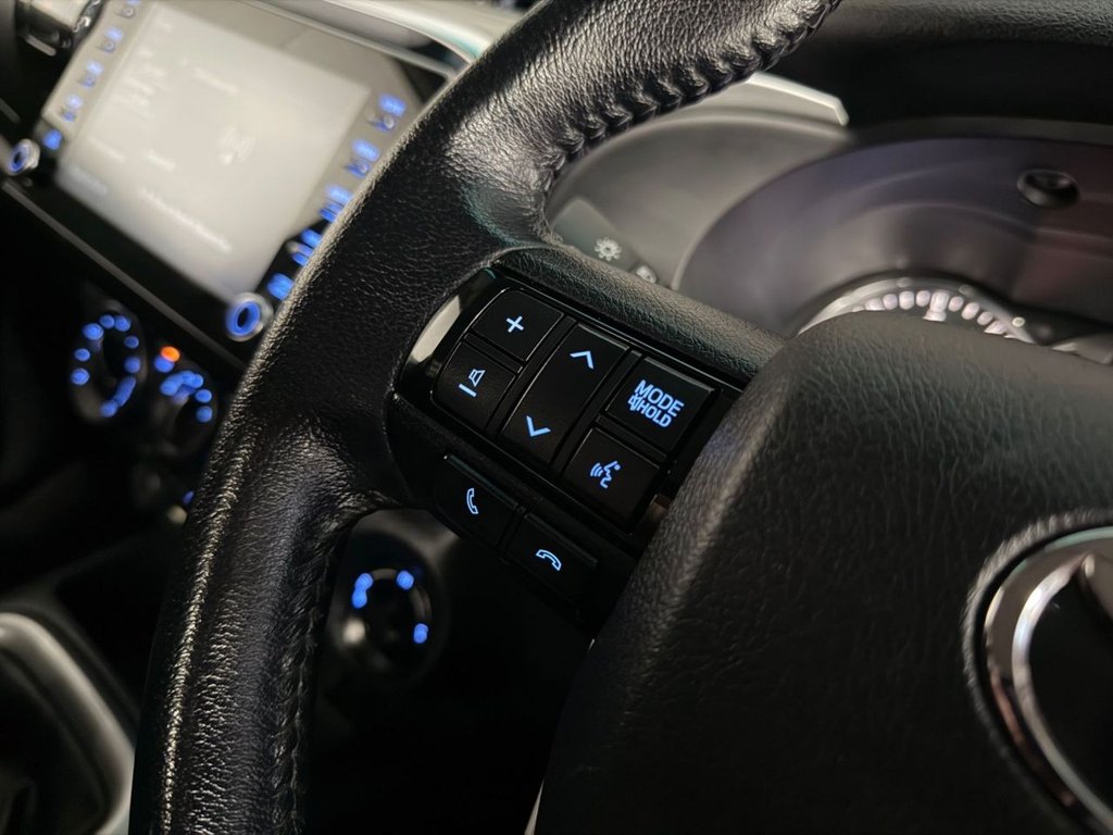 Used Toyota Hilux 2023 for sale - 77798268: Photo 21