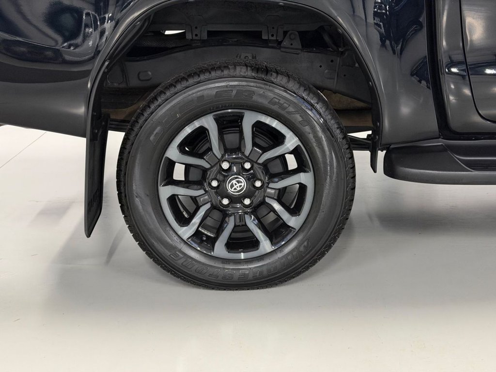 Used Toyota Hilux 2023 for sale - 77798268: Photo 26