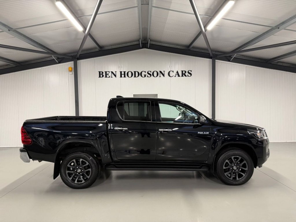 Used Toyota Hilux 2023 for sale - 77798268: Photo 5