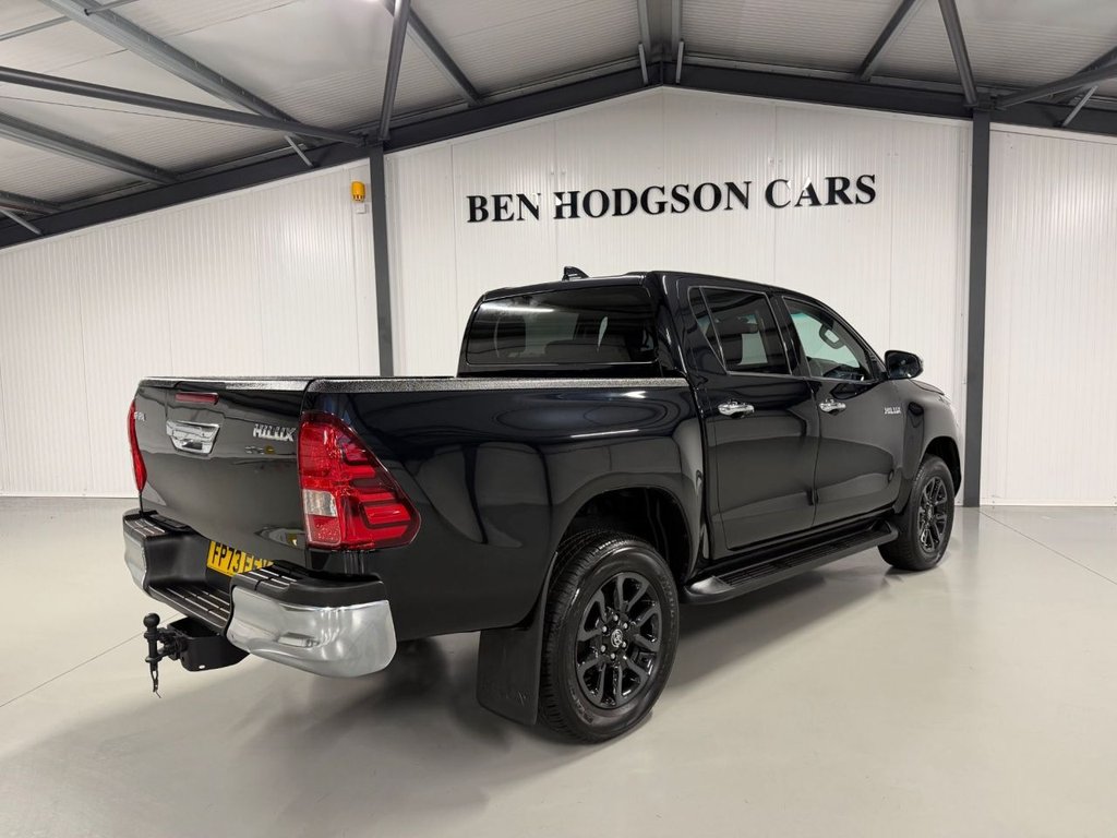 Used Toyota Hilux 2023 for sale - 77798268: Photo 8