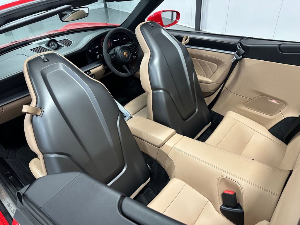 Used Porsche 911 2020 for sale - 76416988: Photo 24