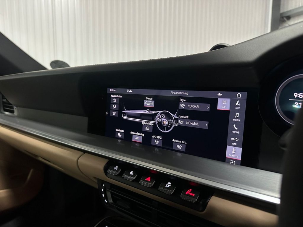 Used Porsche 911 2020 for sale - 76416988: Photo 33