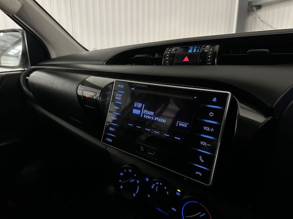 Used Toyota Hilux 2020 for sale - 76291421: Photo 20