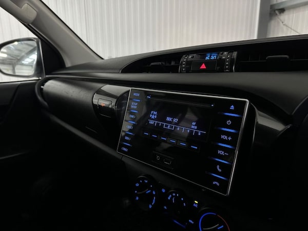 Used Toyota Hilux 2020 for sale - 76291421: Photo 21
