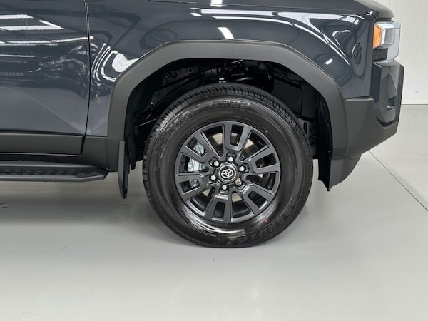 Used Toyota Land Cruiser 2025 for sale - 76313052: Photo 34