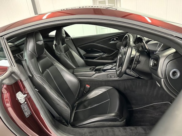 Used Aston Martin Vantage 2019 for sale - 75188287: Photo 11