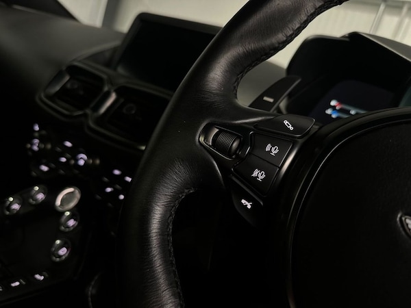 Used Aston Martin Vantage 2019 for sale - 75188287: Photo 27