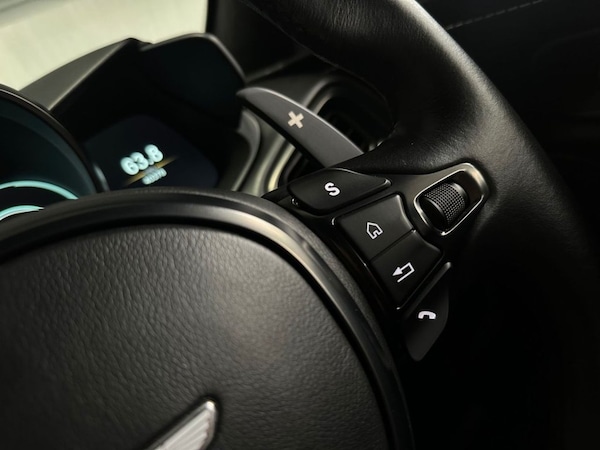 Used Aston Martin Vantage 2019 for sale - 75188287: Photo 28