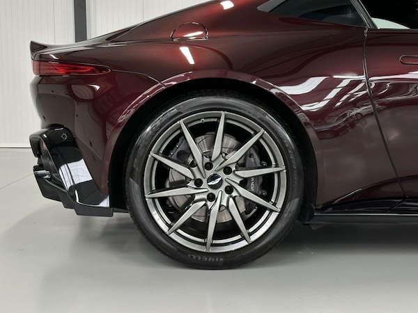 Used Aston Martin Vantage 2019 for sale - 75188287: Photo 32