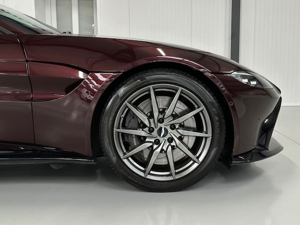 Used Aston Martin Vantage 2019 for sale - 75188287: Photo 33