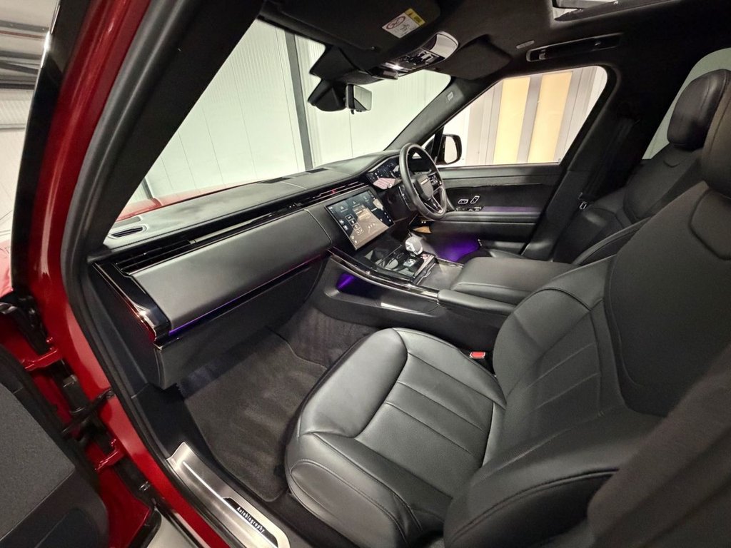 Used Land Rover Range Rover Sport 2024 for sale - 76635508: Photo 10
