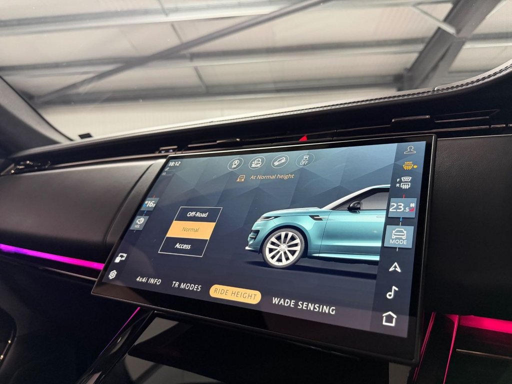 Used Land Rover Range Rover Sport 2024 for sale - 76635508: Photo 28