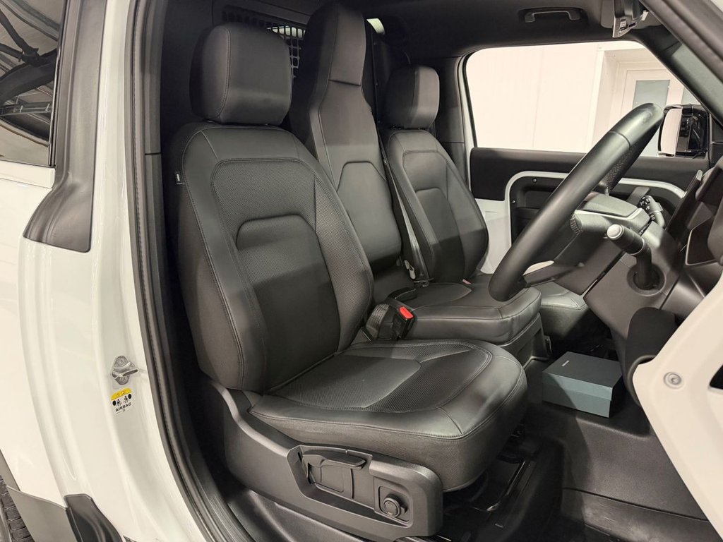 Used Land Rover Defender 2024 for sale - 77121927: Photo 12