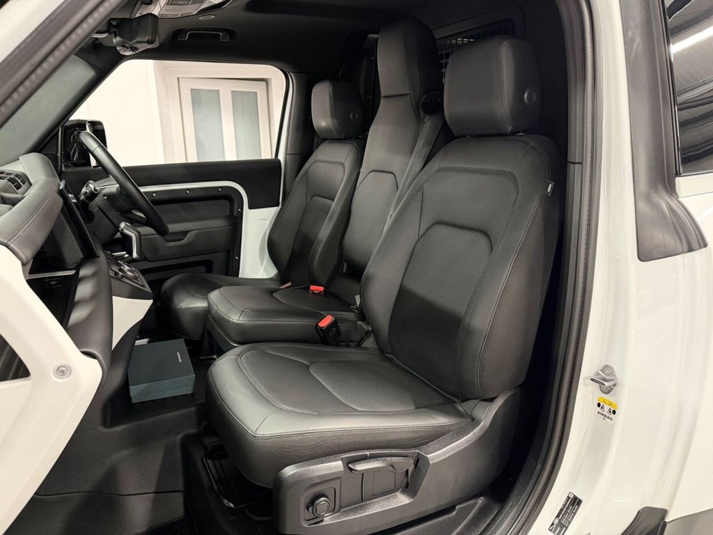 Used Land Rover Defender 2024 for sale - 77121927: Photo 14