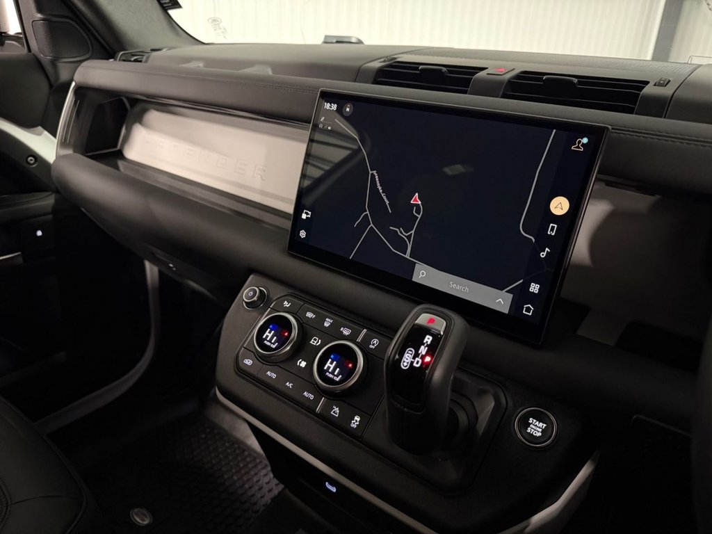 Used Land Rover Defender 2024 for sale - 77121927: Photo 16