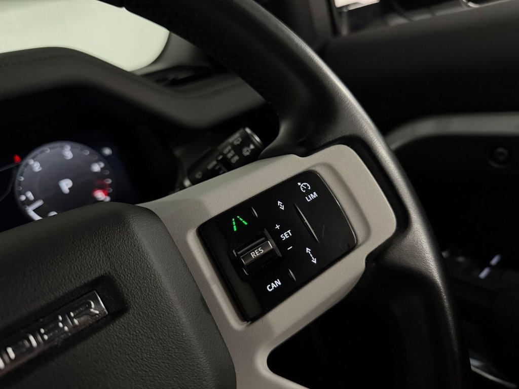 Used Land Rover Defender 2024 for sale - 77121927: Photo 26